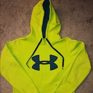 Under Armour storm sweatshirt